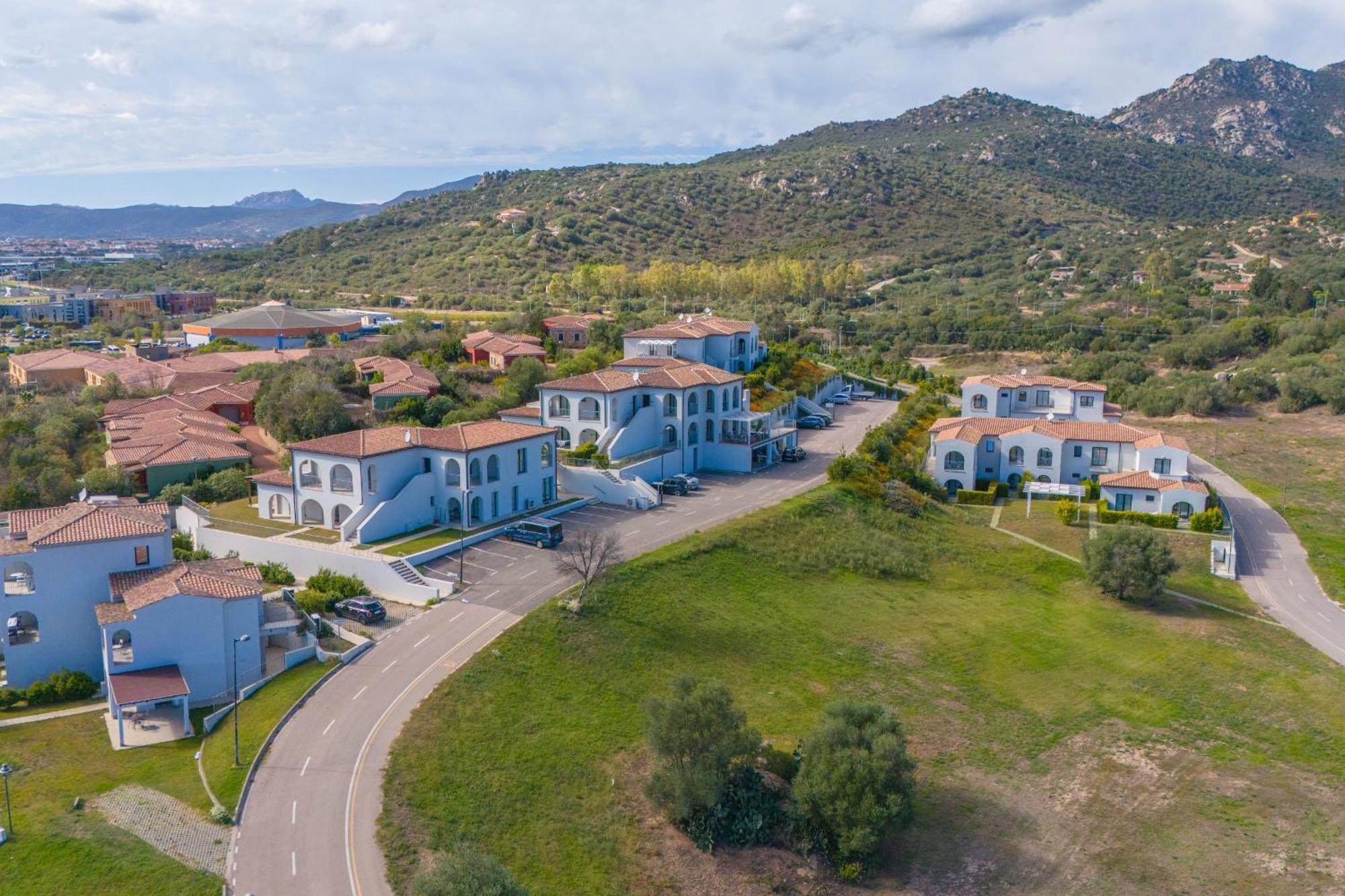 Brorent-la Maison Doree Apartment Olbia